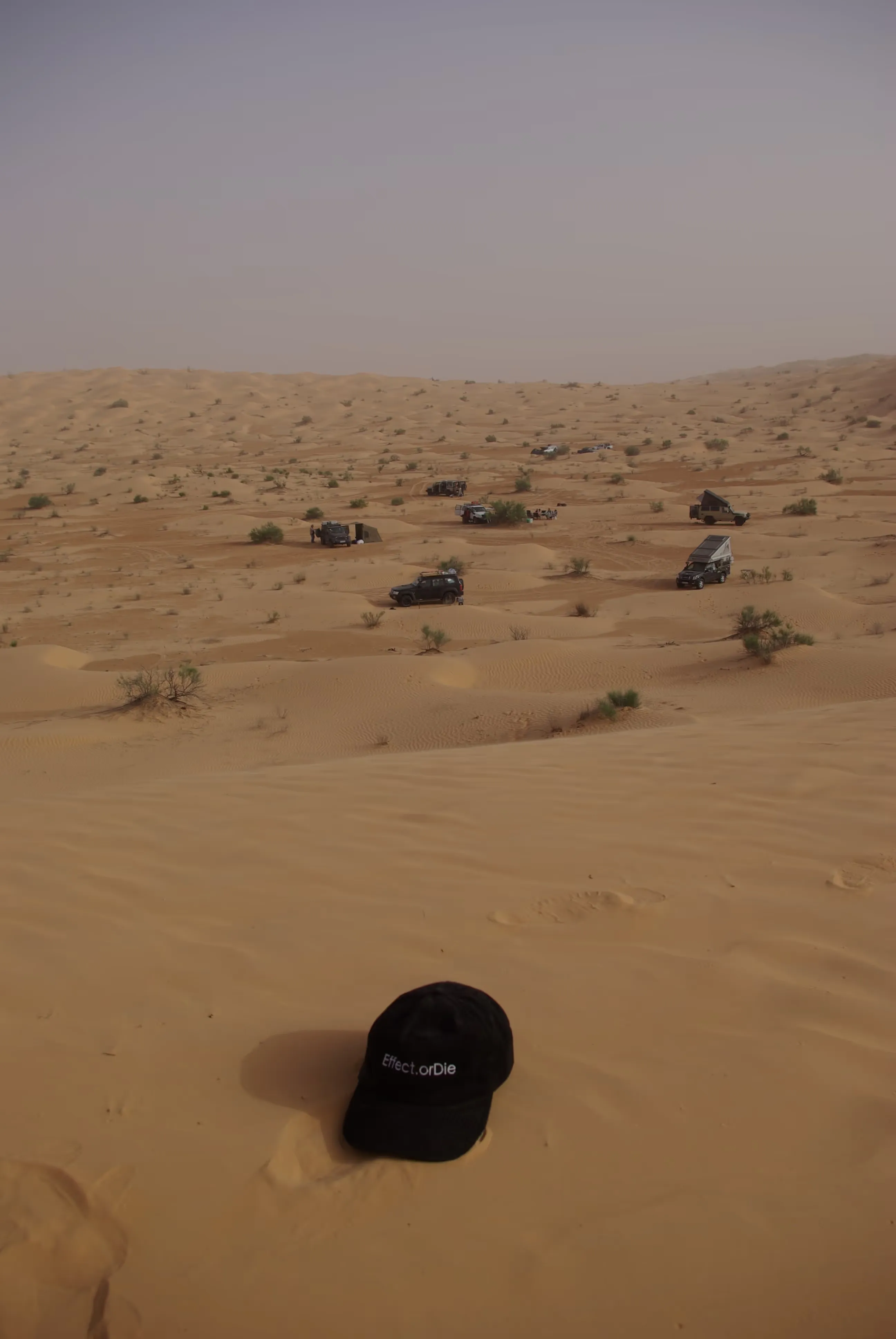 Effect cap in the Sahara desert
